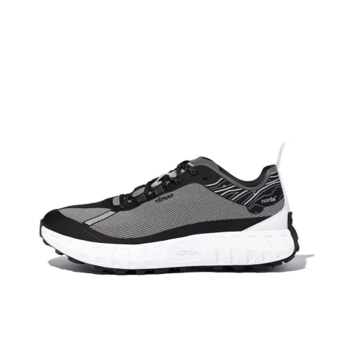 NORDA 001 Устойчивые к истиранию низкие беговые кроссовки для женщин серый черный