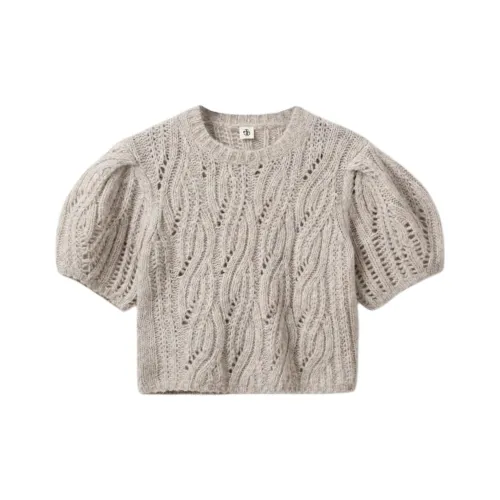 The . Garment Тауповый Женский Свитер