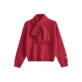 Красный топ + красный шарф