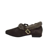 Коричневый