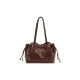 Коричневый