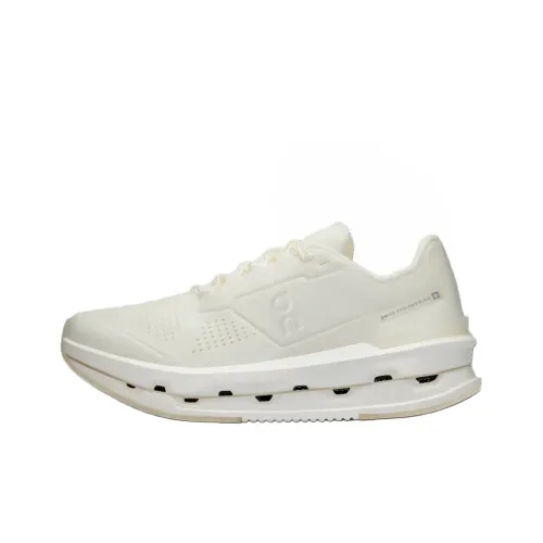 On Slip-resistant Abrasion-resistant Low Top Casual Running Shoes Women's Ecru На носке противоскользящий устойчивый к истиранию низкий топ повседневная беговая обувь женский экрю