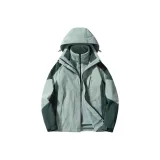 Светло-зеленый