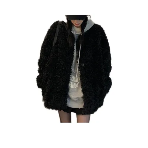 REMOULD Женские меховые изделия