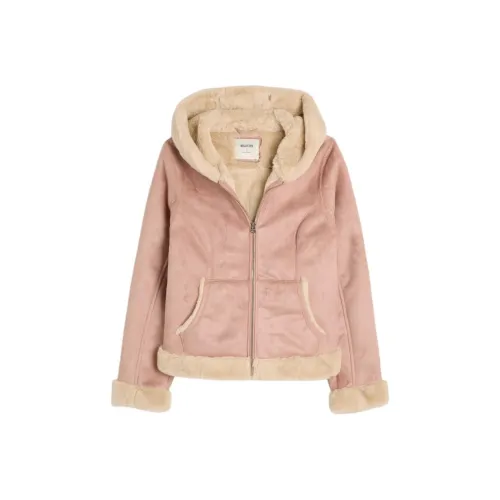 Hollister Куртки и Пальто Женские