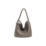 Серебристый