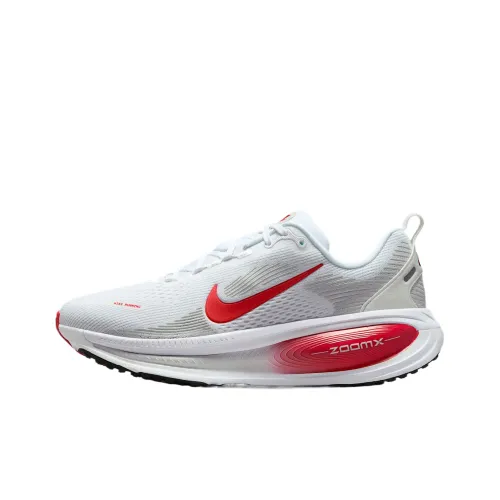 Nike Vomero 18 Беговые кроссовки Женские