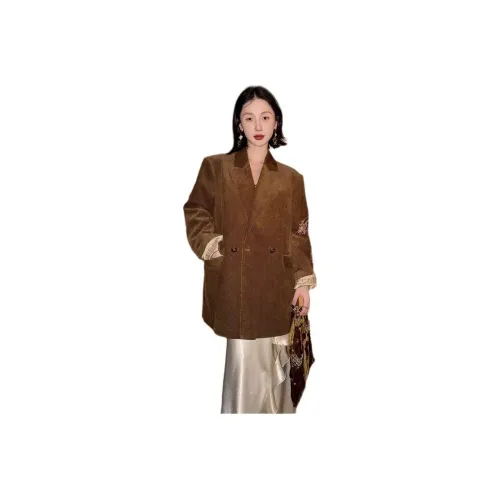 Flowers in water Женское пальто