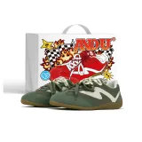 Оливковый зеленый