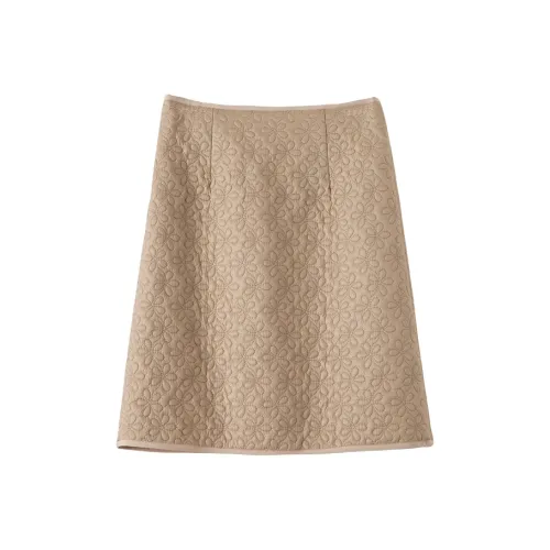 Late White Повседневные короткие юбки Женские