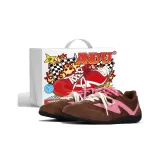 Коричневый