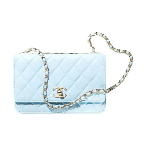 CHANEL Sheepskin Gold Metal Chain Shoulder Bag Crossbody Shoulder Bag Wallet Women's Light Blue CHANEL Овчина Золото Металл Цепь Сумка через плечо Сумка на плечо Кошелек Женский Светло-синий