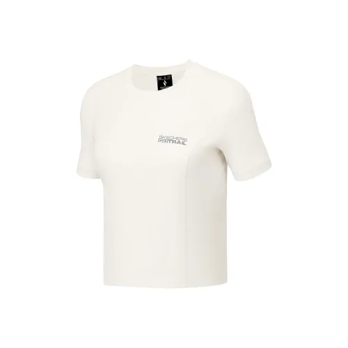 Skechers T-Shirt Женская Зефирно-белый 0074