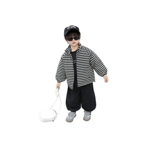 После сверления Kids Утеплённые куртки