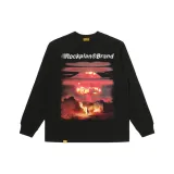 Черный с длинными рукавами