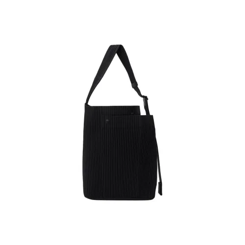 Homme Plissé Issey Miyake Плиссированная Тафта Сумка-тоут Сумка для покупок Сумка через плечо Стандартная Мужская Черная