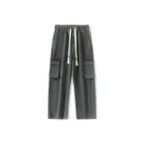 Дымчато-серый