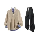 Молочно-чайный абрикосовый топ + черные штаны