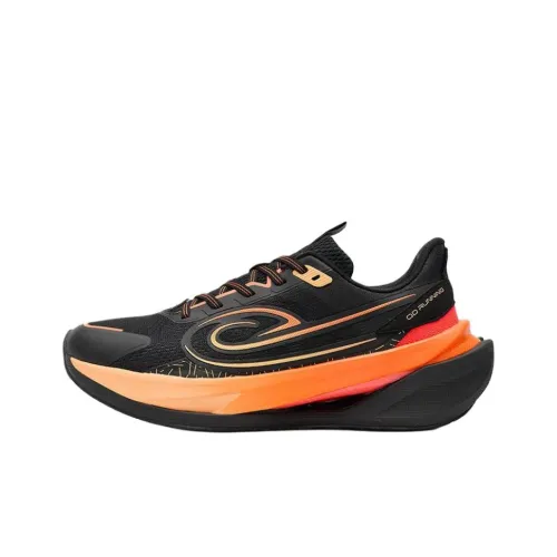 QIAODAN Амортизация Bottom Resistant Support Low Top Casual Беговые кроссовки Мужской Черный Оранжевый