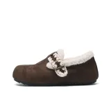 Коричневый