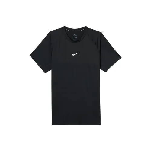 Nike Мужские черные футболки