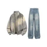 Светло-серая куртка + синие штаны