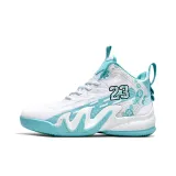 Лунно-белый