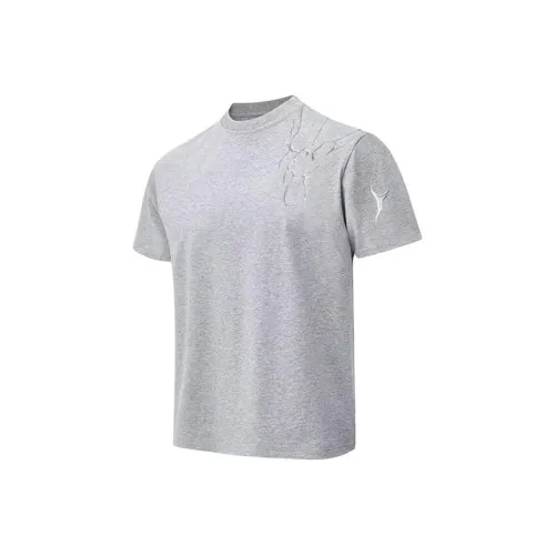 LESS BEARS Стандартная T-рубашка Женская