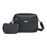 Большой черный в клетку