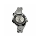 Глянцевый белый циферблат с серебристым оттенком