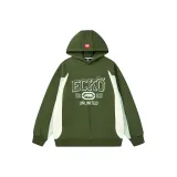 Темно-зеленый