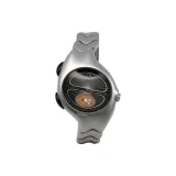 Матовый серебристый корпус, черный циферблат