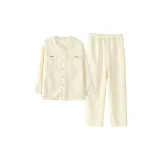 Светло-абрикосовый