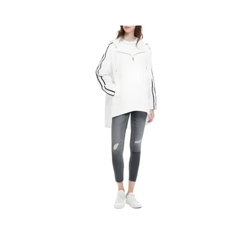 Calvin Klein Куртки и Пальто Женские