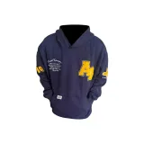 Ткань темно-синего цвета, стиль, этикетка