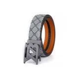 Чёрная пряжка, синий ремешок