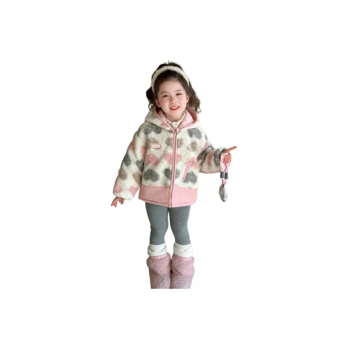 Синий цвет. Сердце. Утепленное пальто. KIDS. Свитера