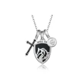 Ожерелье War Лошадь Shield