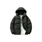 Темно-зеленый