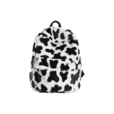 Маленькая корова белая