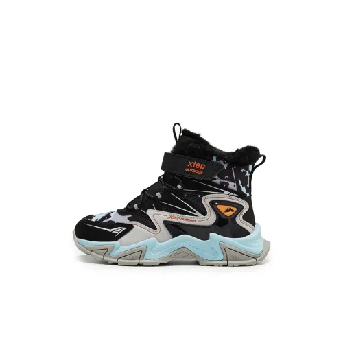 XTEP Устойчивая к истиранию противоскользящая утепленная обувь для детей Черный Арктический синий