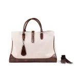 Красно-коричневый