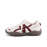 Бежево-красный