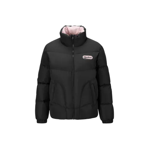 Skechers Пуховики и зимние пальто Женские