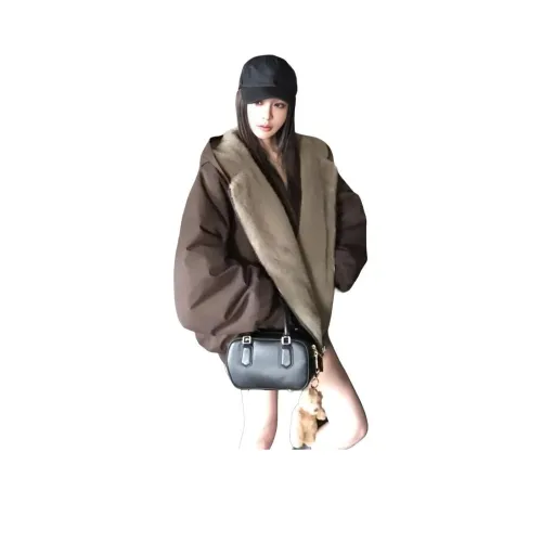 PWUE Унисекс Пуховики