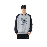 Темно-синий Collides с Серый