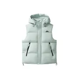 Оливковый зеленый