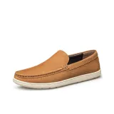 Светло-коричневый