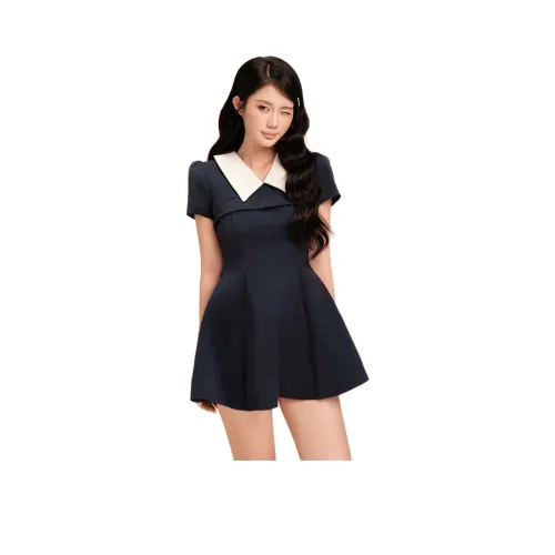 FTTHR Короткий рукав Платье Женское