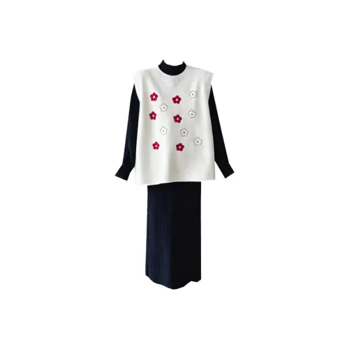 BABYLYCHEE STUDIO Комплект с юбкой Женские